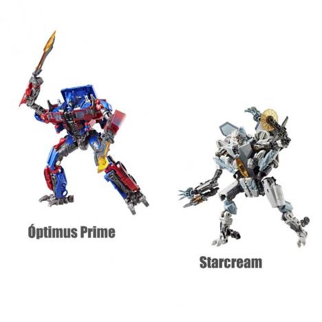 Transformers Studio Series Voyager.