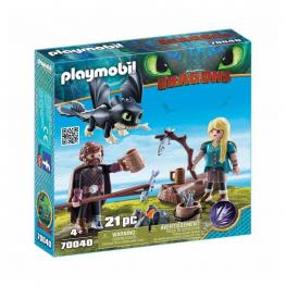 Playmobil - Dragons: Hipo y Astrid Con Bebé Dragón.