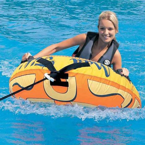 Flotador Arrastre 137 cm.