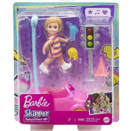 Barbie Skipper Muñeca Bebé con Coche para Arrastrar (Mattel GRP17)