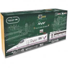 Tren Eléctrico Renfe AVE con Estación